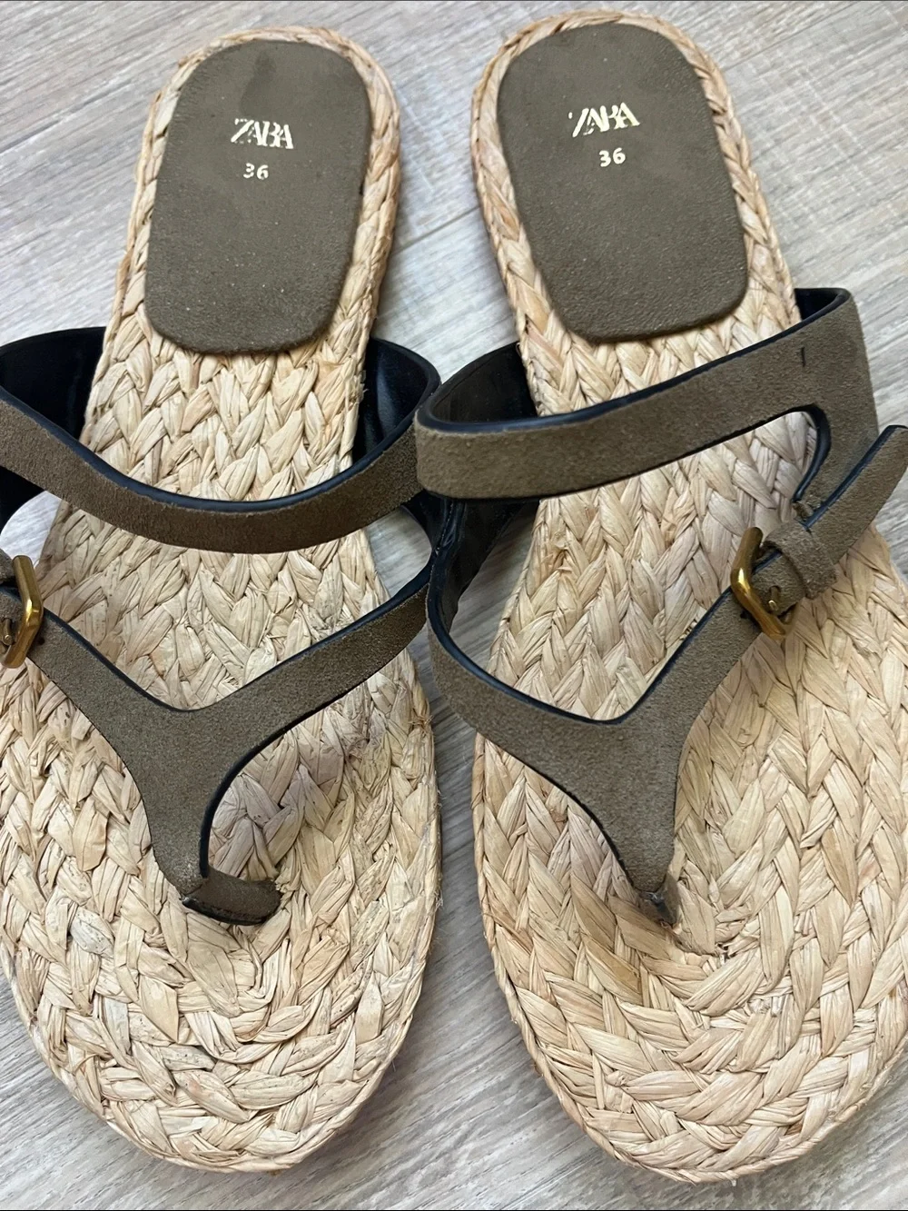 ZARA Olive Braided Espadrille Thong Sandals with Gold Buckles - Picture 4 of 4